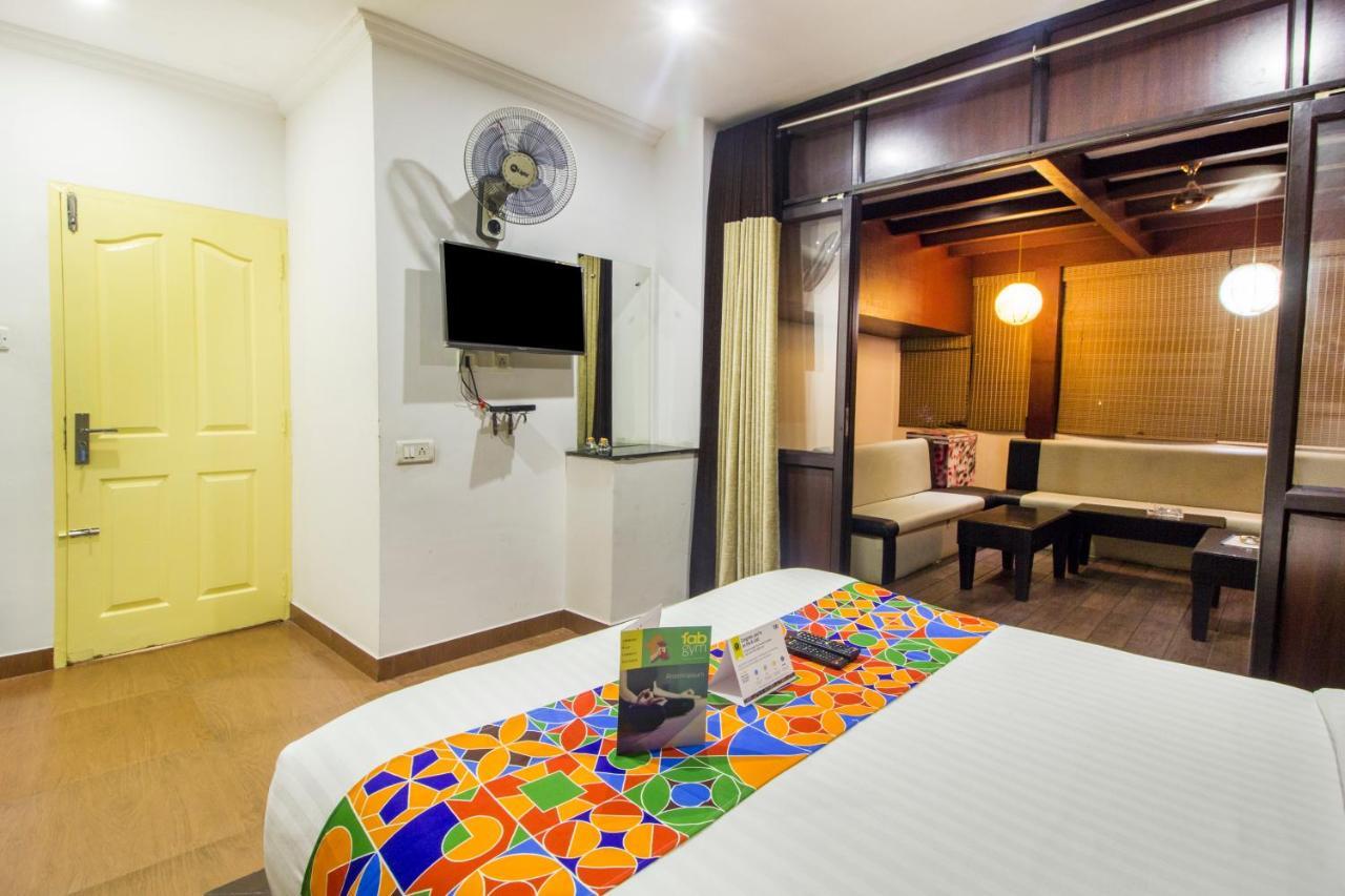 Fabhotel Kangra Roadway Inn Tanda Eksteriør bilde